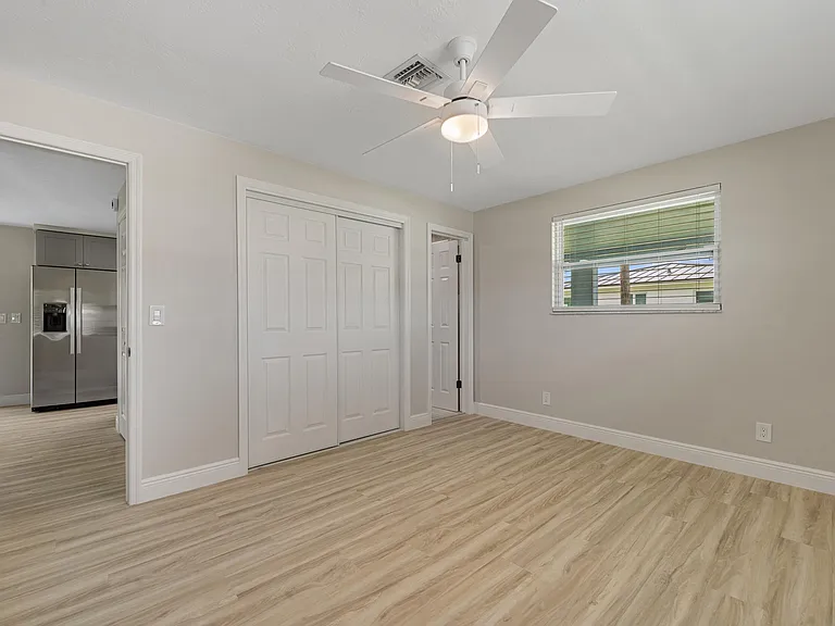 204 Circle E — Photo 32