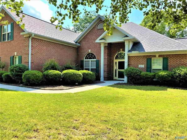 2620 Little Cove Rd, Owens X Rds, AL 35763