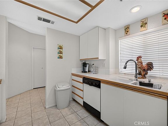 5th image of 34003 Calle Mora