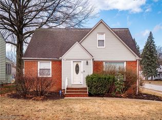 1216 S Green Rd, South Euclid, OH 44121