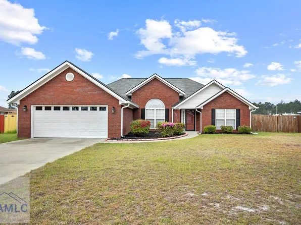 1806 Blair Ct, Hinesville, GA 31313