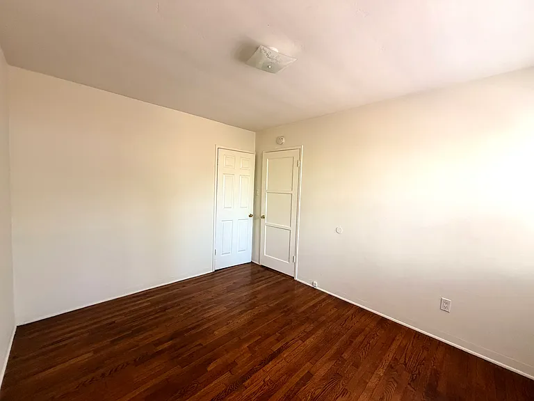 1213 E Ocean Blvd #3 — Photo 17