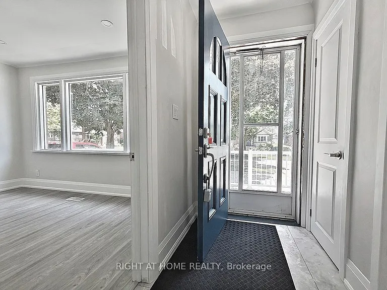 92 Cadillac Ave S #UPPER — Photo 5