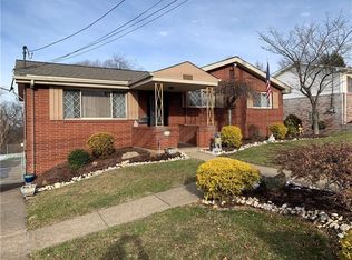 1230 Greentree Rd, Pittsburgh, PA 15220