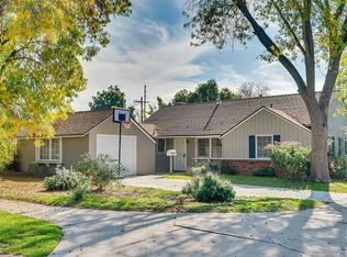 13956 Hartland St, Van Nuys, CA 91405