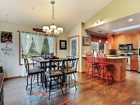 4th image of 23303 50th Avenue Ct E