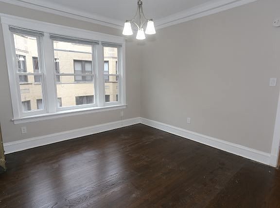 5th image of 1437 W Carmen Ave #S4