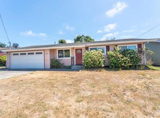 1072 E Chestnut St, Fort Bragg, CA 95437
