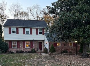 8712 Highgate Rd, Alexandria, VA 22308