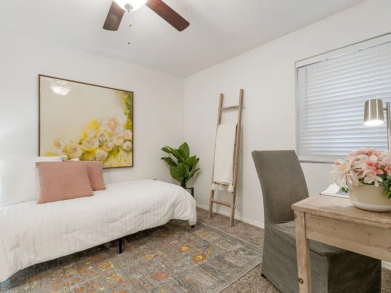 Twin Oaks - $500 Off First Months Rent! — Photo 13