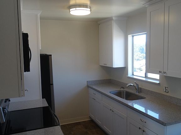2nd image of 667 Baden Ave APT 7