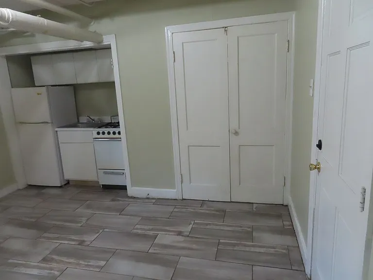 922 Fulton St — Photo 17