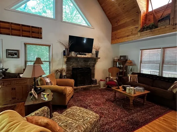 128 Hillcrest Road, Newland, NC 28657