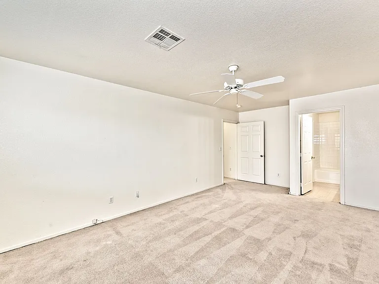 1637 Cave Spring Dr — Photo 9