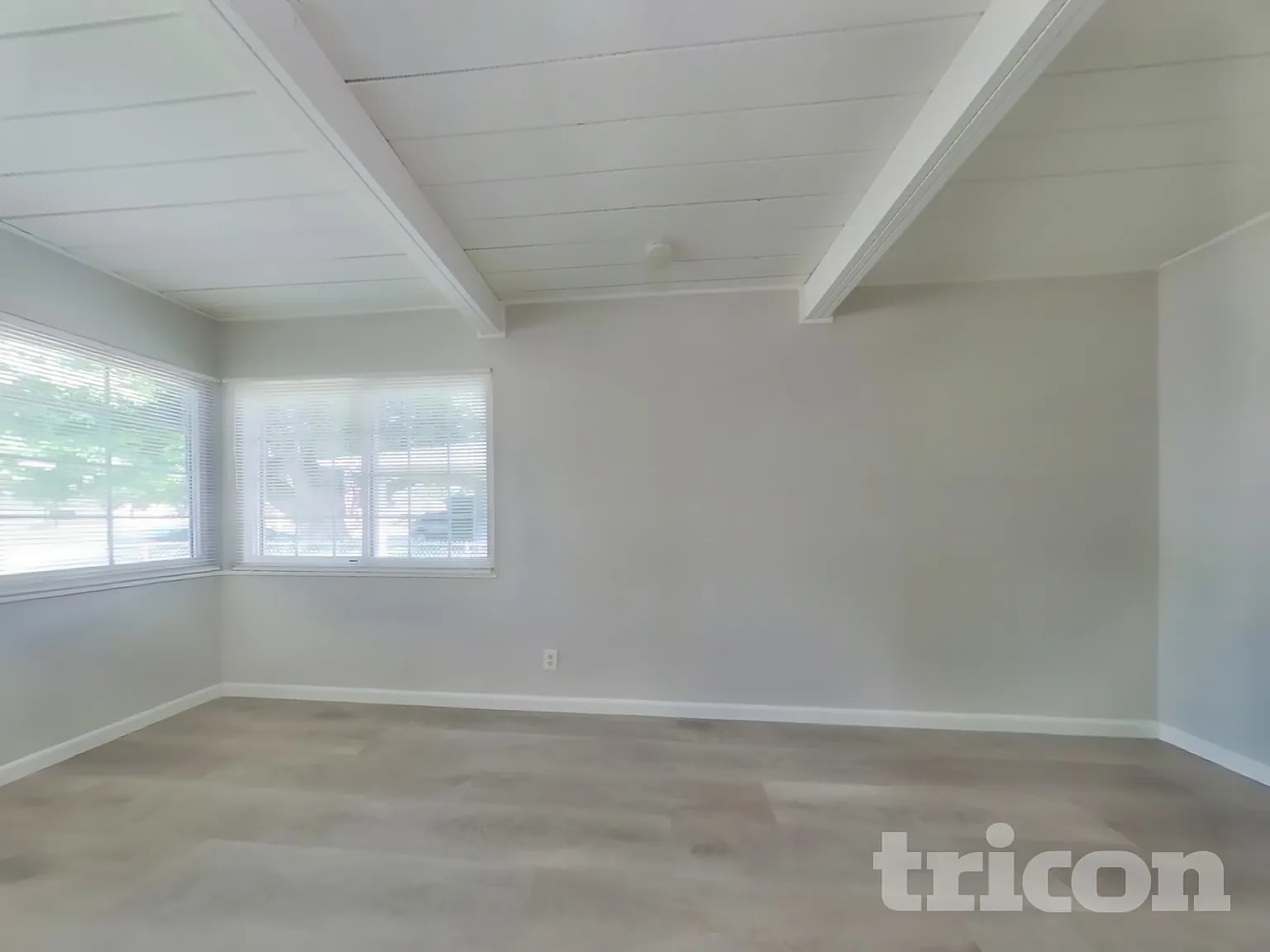 1475 Knights Row Yuba City CA — Photo 4