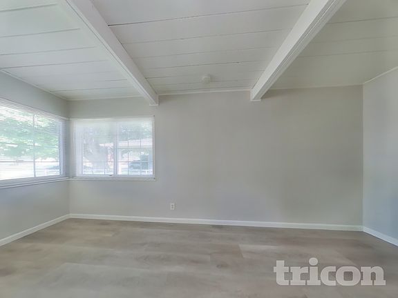 4th image of 1475 Knights Row
