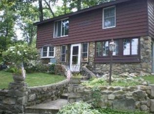 2 Lakeview Trl, Andover, NJ 07821