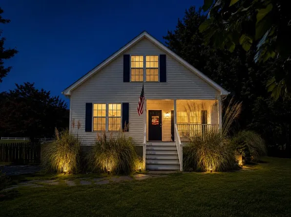 31523 Sunrise Dr, Painter, VA 23420