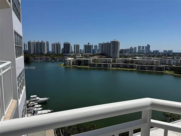 18041 Biscayne Blvd #1603 — Photo 12
