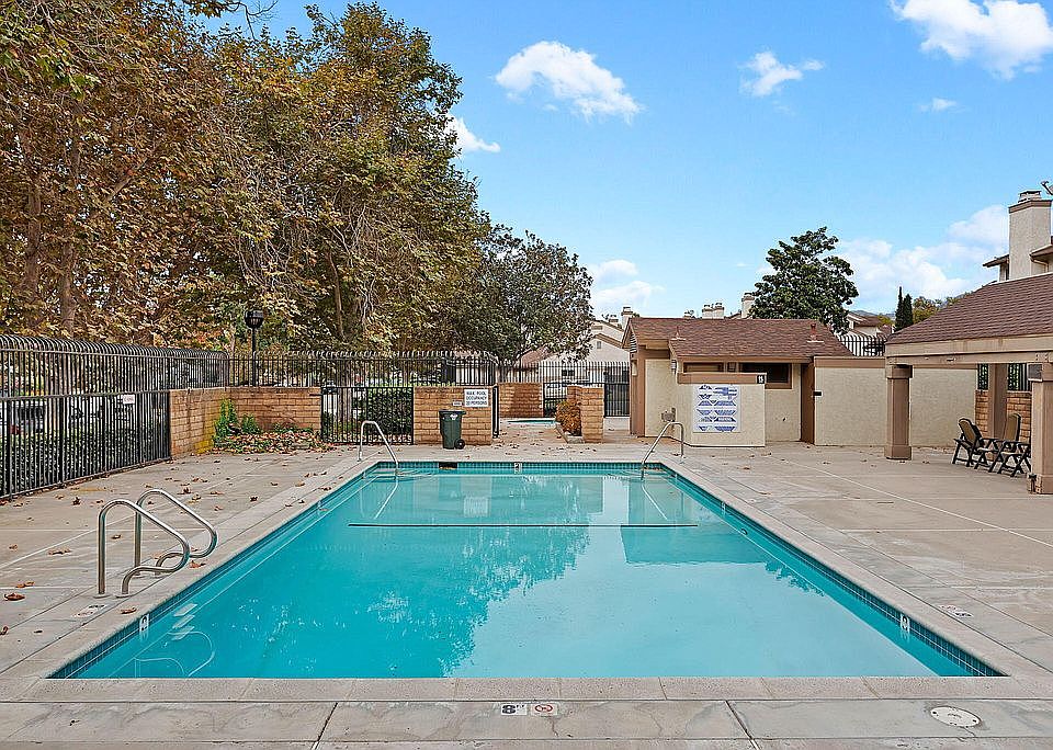 1st image of 2415 Chippewa Ln