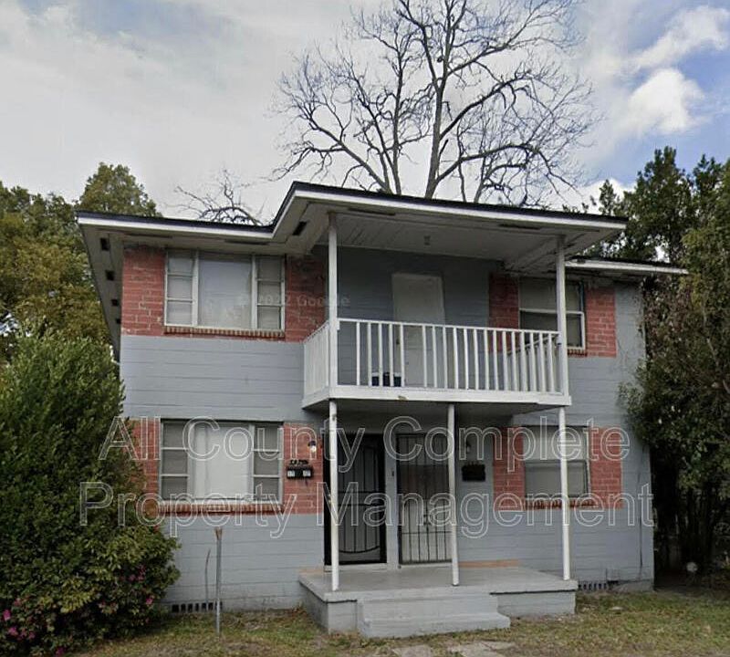 1st image of 1717 W 26th St
