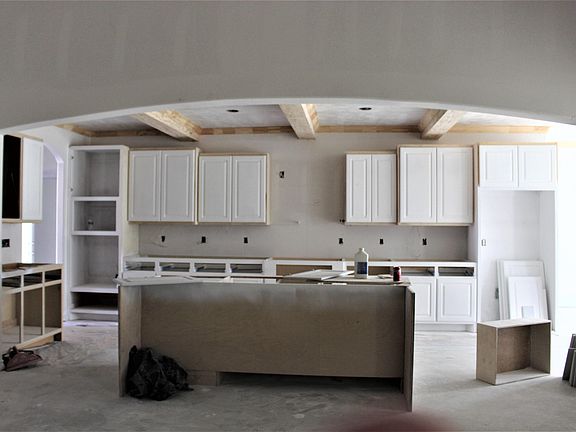 4th image of 8355 Vaquero Dr