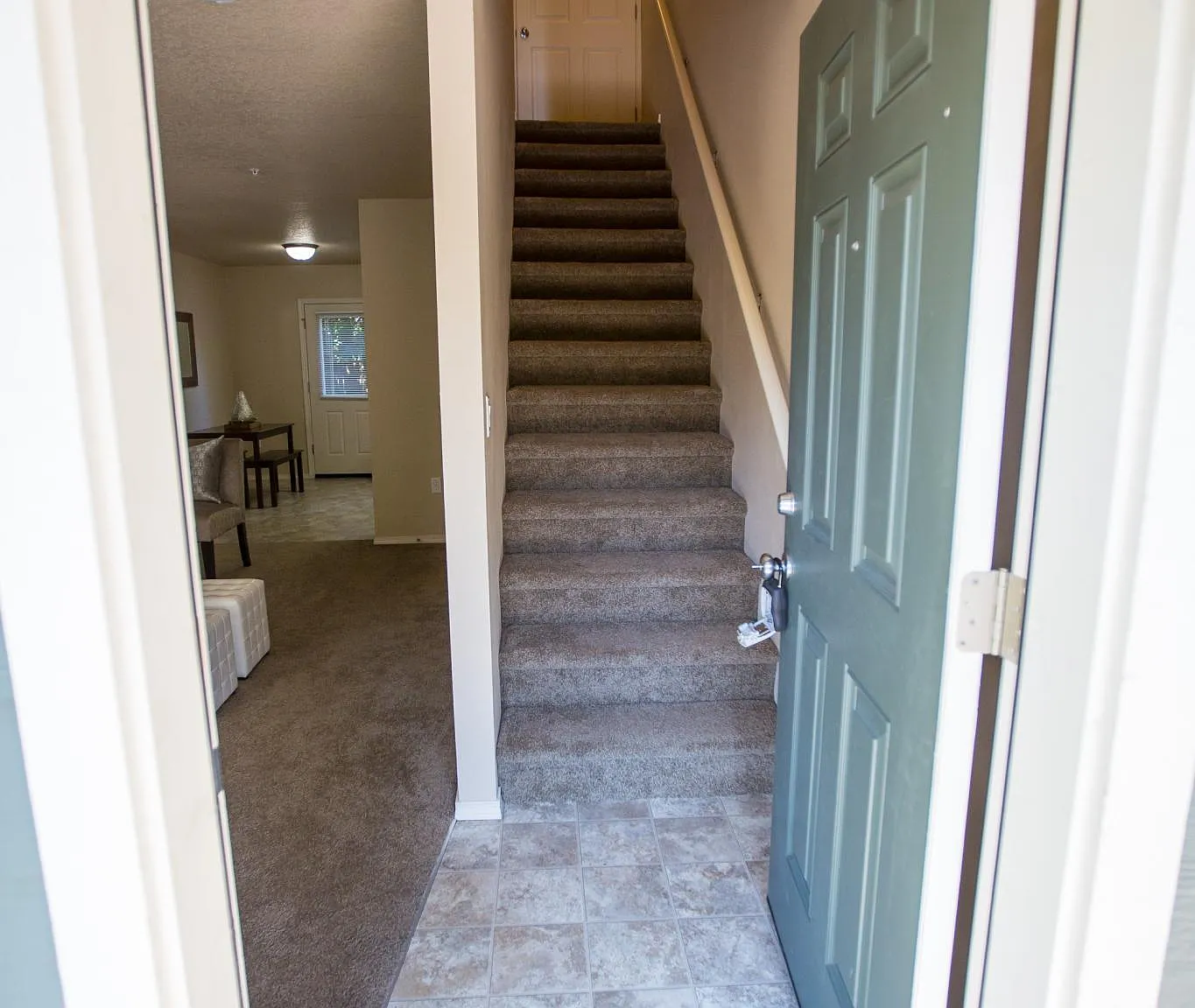1205 Oakhill Ave SE — Photo 3