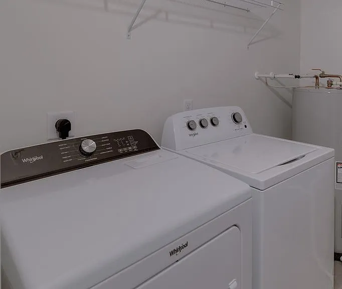 Liberty Gardens Apartments — Photo 32