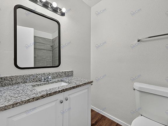2nd image of 7606 Antoinette St