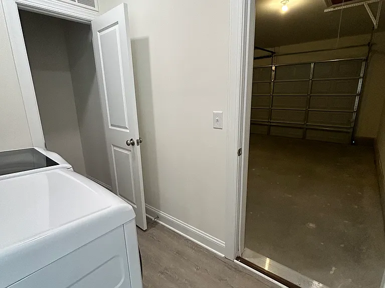 519 Bedford St — Photo 17