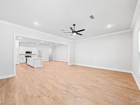 2nd image of 4873 Bonneville St #6