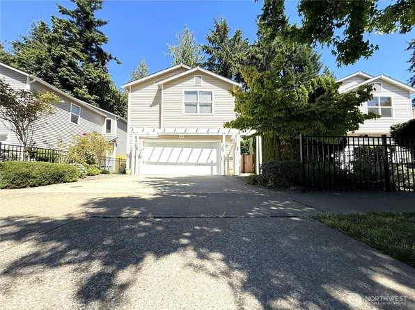 4218 Wonderwood Lane SE, Lacey, WA 98503