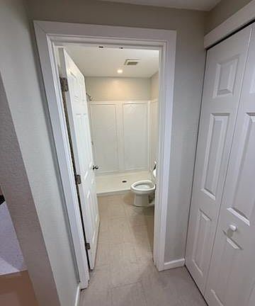 3rd image of 1325 N Jefferson Ave