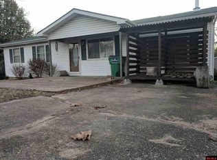 1212 N Estes Ave, Yellville, AR 72687