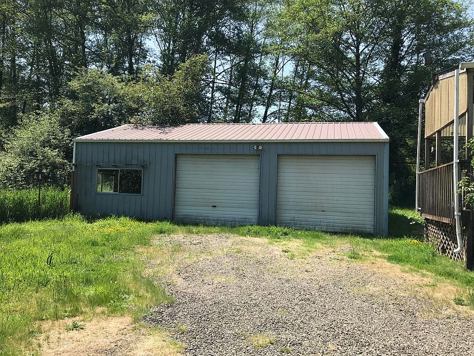 2nd image of 3115 Mossy Ln