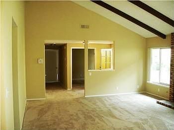 5th image of 1028 La Casa Dr