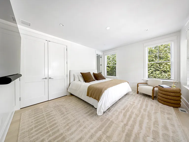 13 Beach Ln — Photo 10