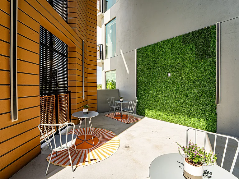 Koosh Living at Griffin — Photo 4