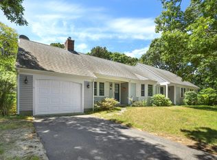 11 Bayridge Dr, Yarmouth Port, MA 02675