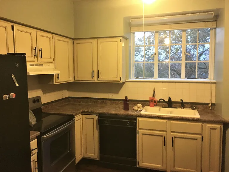 3055 Kingston Pike #3 — Photo 7