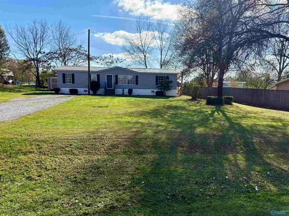 22206 Sandlin Rd, Elkmont, AL 35620