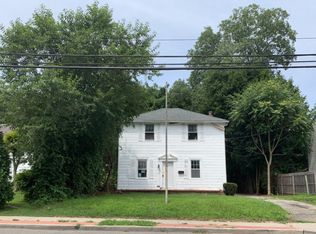 185 W Pulaski Rd, Huntington Station, NY 11746