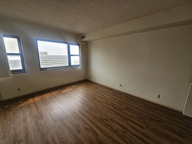 3101 Boardwalk #2403B-1 — Photo 6