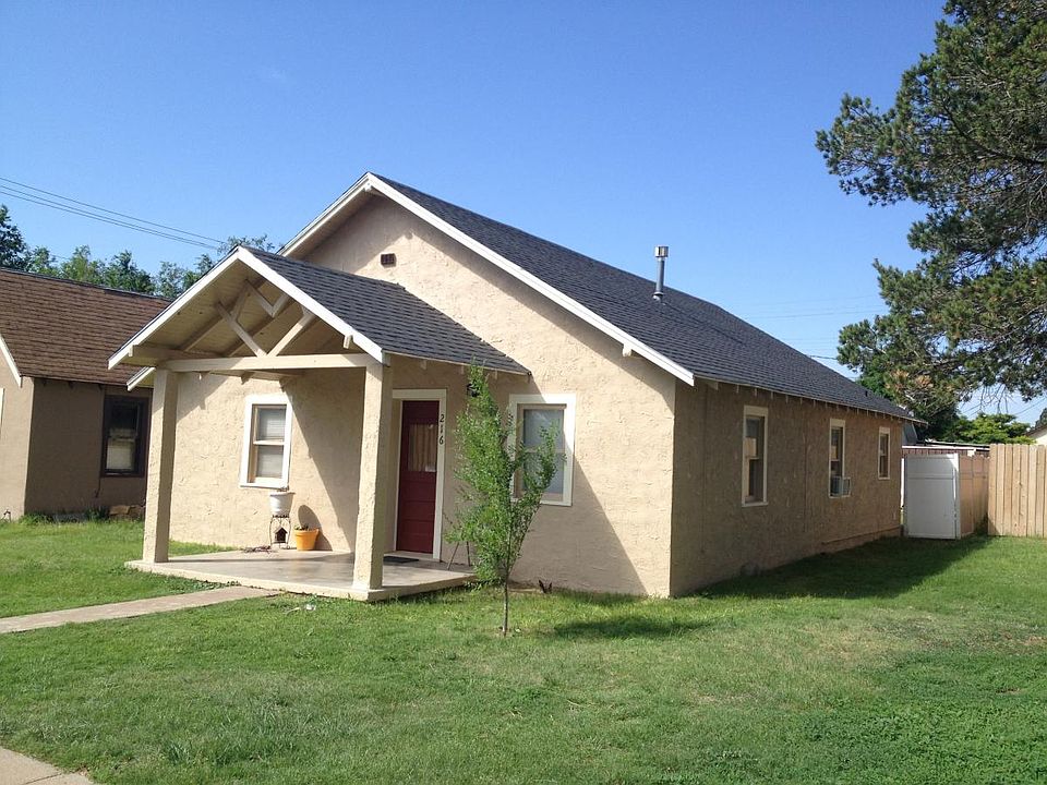 1st image of 216 S Avenue G
