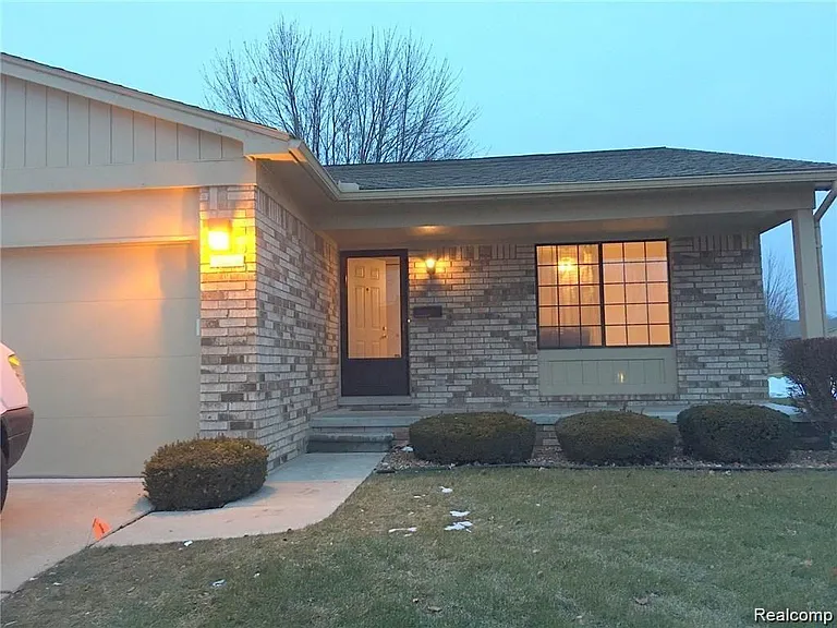 17005 Kari Ct — Photo 1