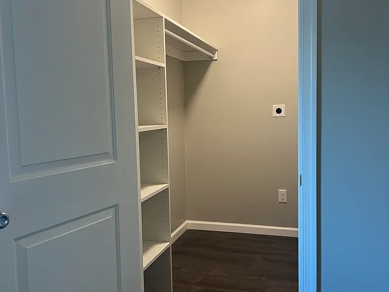 348 Elm St — Photo 10