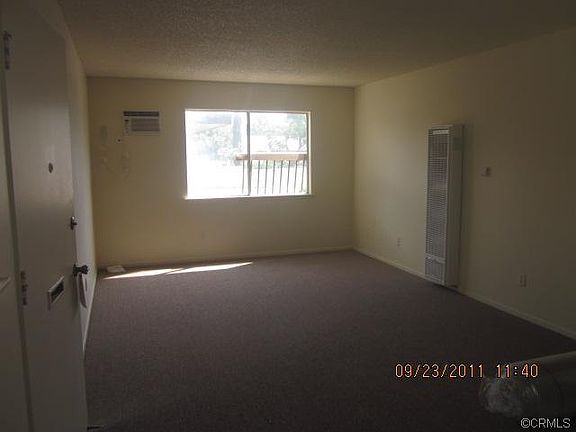 3rd image of 1140 W 9th St APT 26