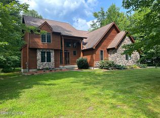 48 Winding Brook Rd, Peru, NY 12972