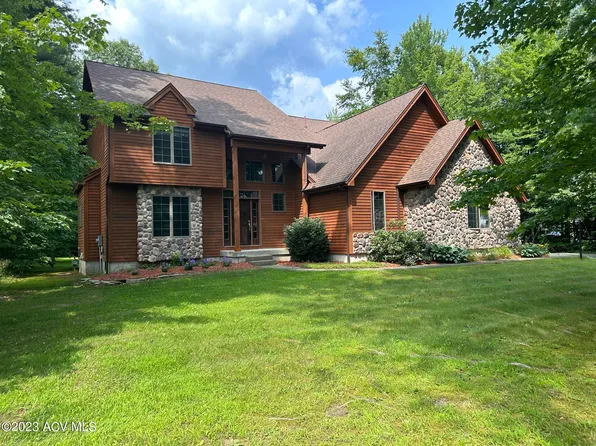 48 Winding Brook Rd, Peru, NY 12972