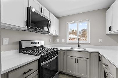 3rd image of 45 Bennett Dr #7